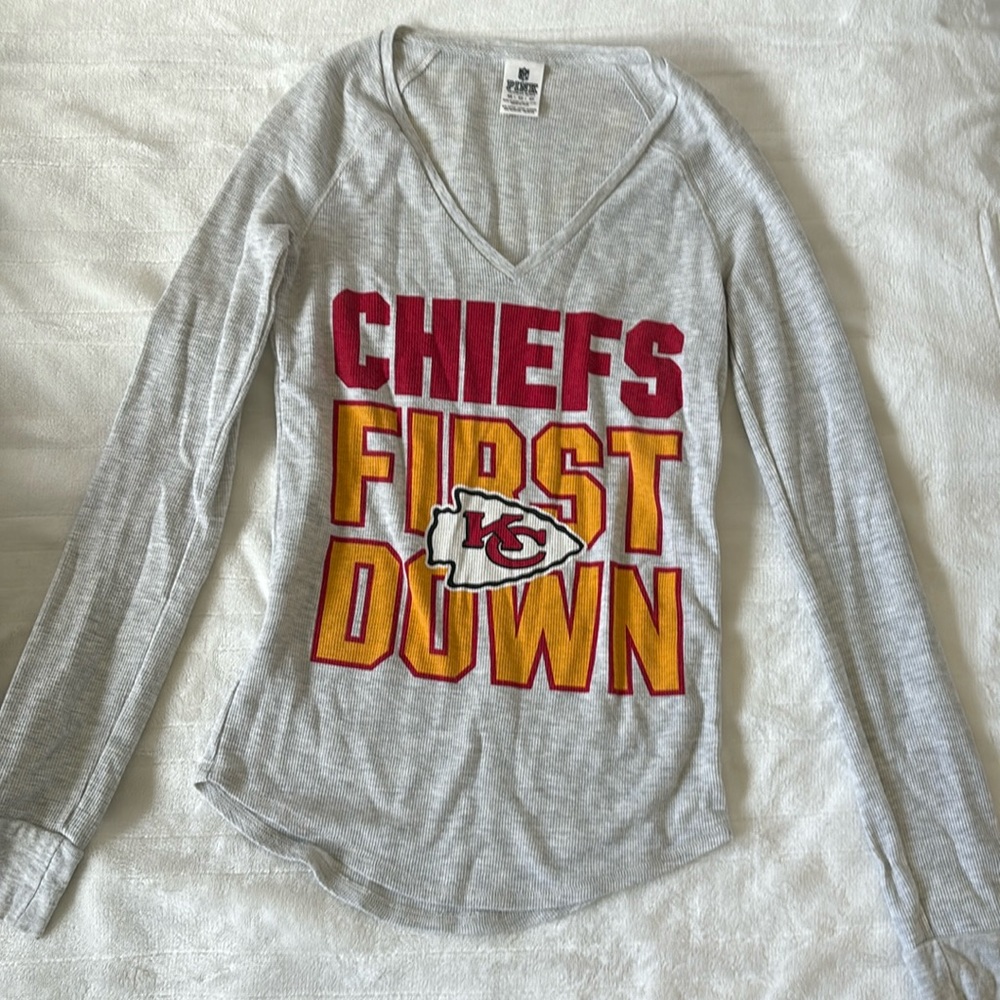 PINK Chiefs thermal long sleeve